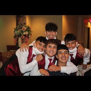 Meet your Posher, Devin